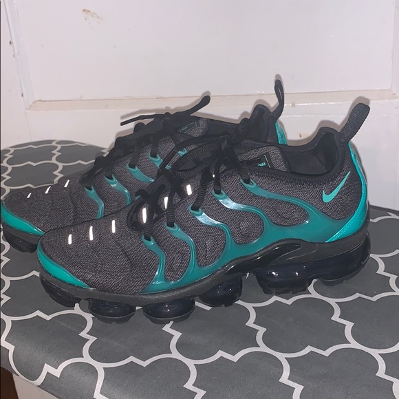Nike Vapor Max Plus